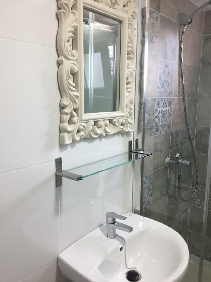 Appartamento Carihuela Palace Beach Torremolinos Esterno foto