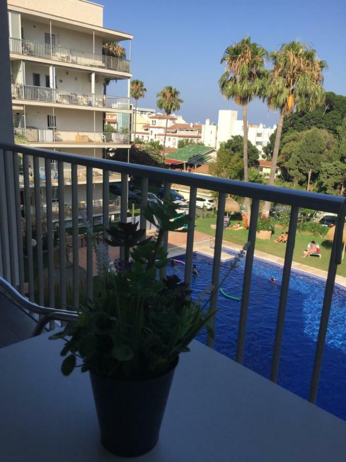 Appartamento Carihuela Palace Beach Torremolinos Esterno foto
