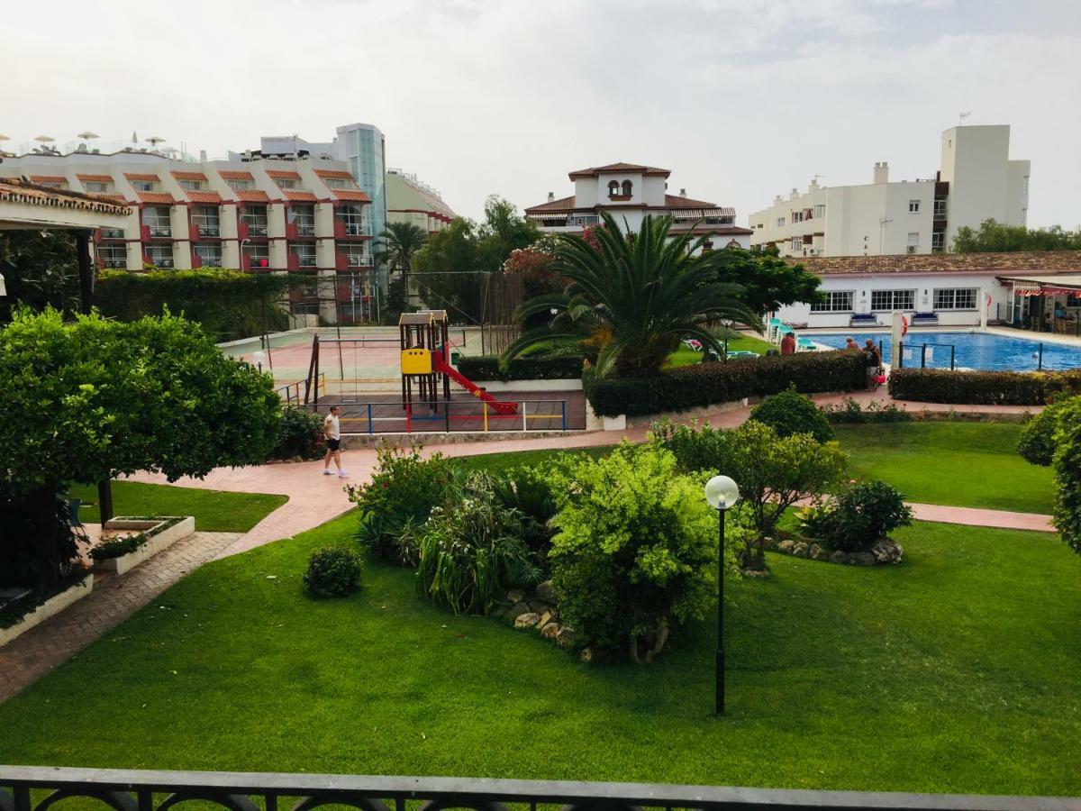 Appartamento Carihuela Palace Beach Torremolinos Esterno foto